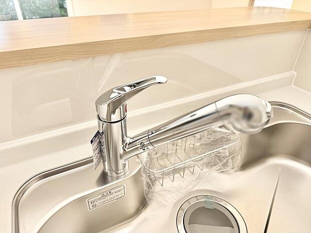 【浄水器】■清潔でおいしい水を手軽に供給してくれます