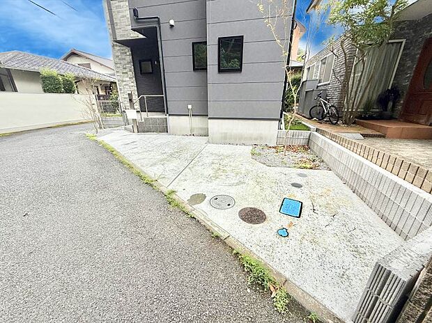 【駐車場】■快適な駐車スペースで安心