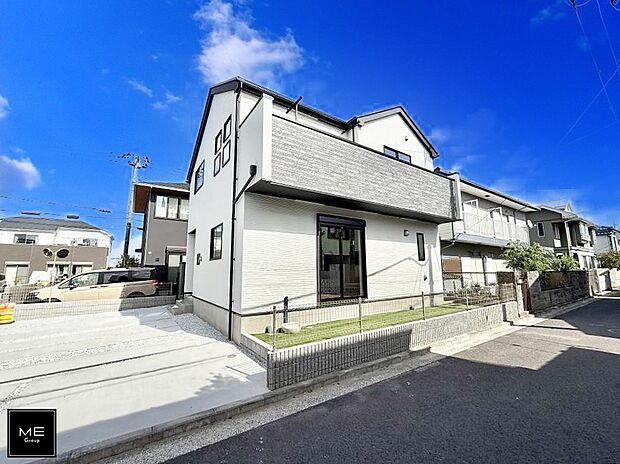 【現地外観写真】■暮らしを豊かにする充実した仕様設備で快適に