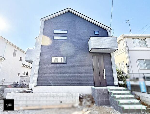 【現地外観写真】■暮らしを豊かにする充実した仕様設備で快適に