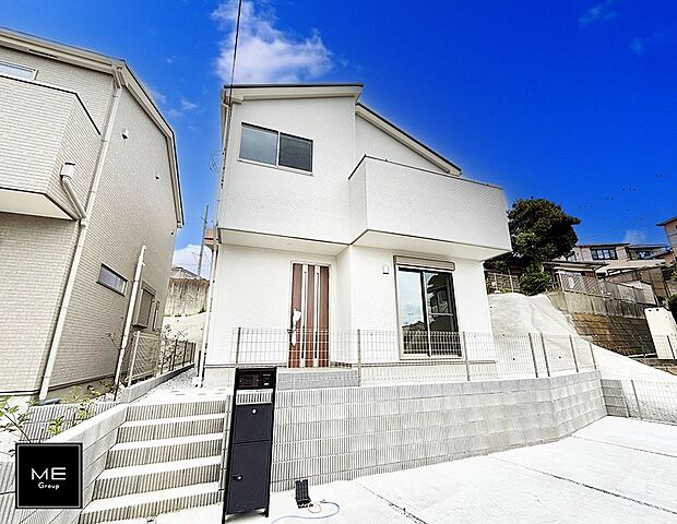 【現地外観写真】■暮らしを豊かにする充実した仕様設備で快適に