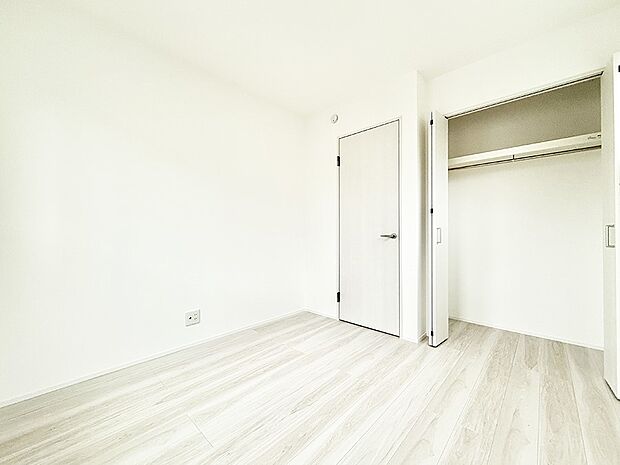 【子供部屋】■自分の好みに合わせたインテリアを整えやすく個性を反映できる場所です