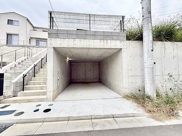 【駐車場】■自宅にカースペースがあると助かります