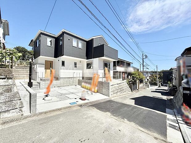 【前面道路含む現地写真】■家族の思い出が育つ住まいです