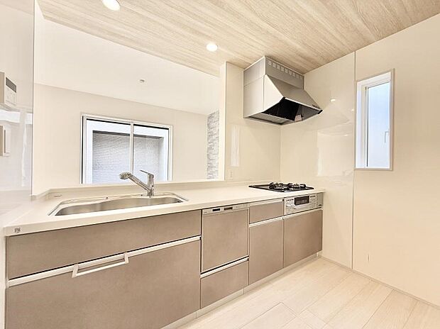 【ダイニングキッチン】■キレイに片付く、使いやすいキッチン