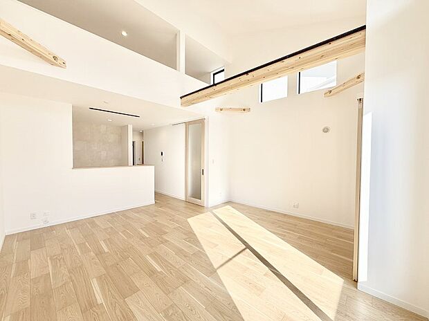 【リビング】■自然と会話が生まれる、心地よいひととき