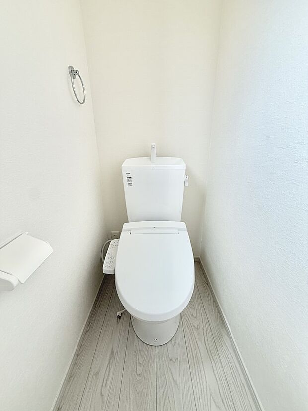 【トイレ】■毎日使う場所だからこそ、清潔感溢れる空間