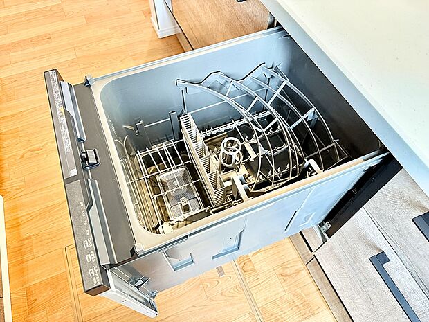 【食洗機】■食後の片づけも食洗器があれば時短に。ご家族との時間を増やせます