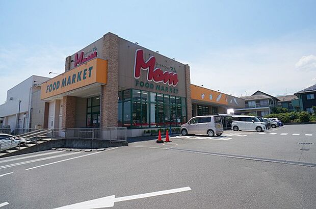 フードマーケットMom堀川店（約908m・徒歩12分）