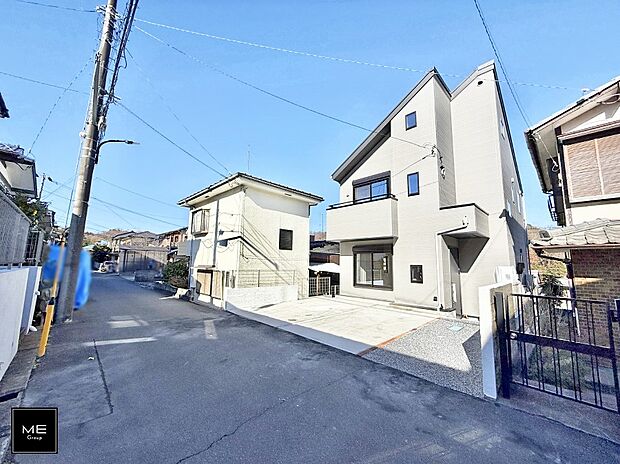 【前面道路含む現地写真】■新しい時代の息吹を感じる、心地よい環境