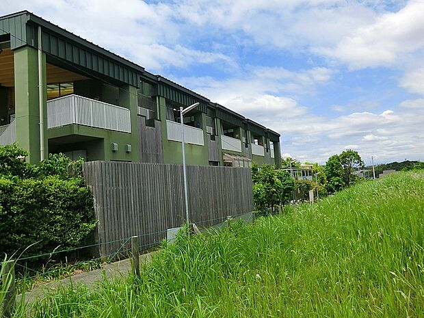 ゆうゆうのもり幼稚園（約2,600m・徒歩33分）