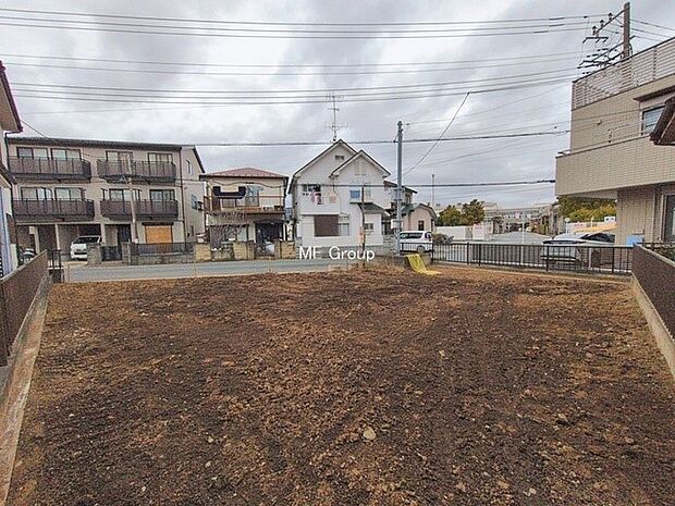 【現地外観写真】小・中学校至近でお子様の通学も安心です