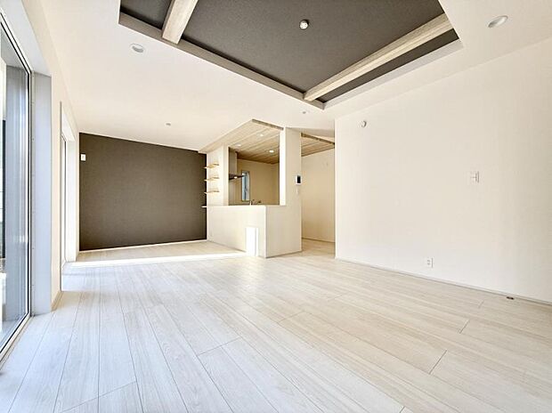 【リビング】■自然と会話が生まれる、心地よいひととき