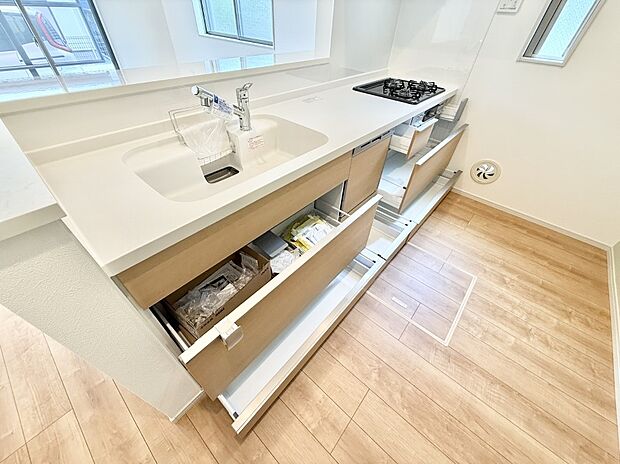 【キッチン】■料理がもっと楽しくなる、快適なキッチン空間