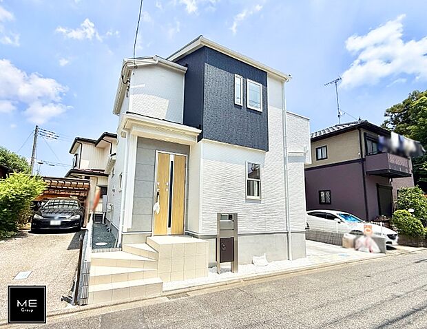 【現地外観写真】■暮らしを彩る充実した設備仕様が備わった住まい