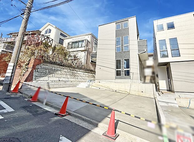 【駐車場】■毎日の駐車が快適に