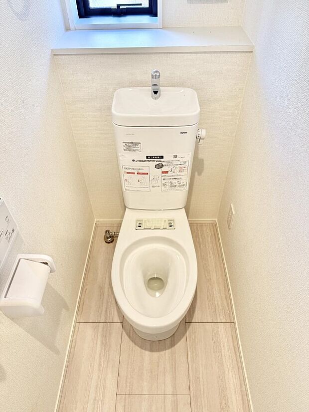 【トイレ】■毎日使う場所だからこそ、清潔感溢れる空間