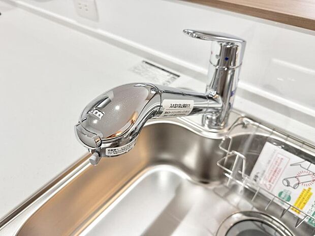 【浄水器】■清潔でおいしい水を手軽に供給してくれます