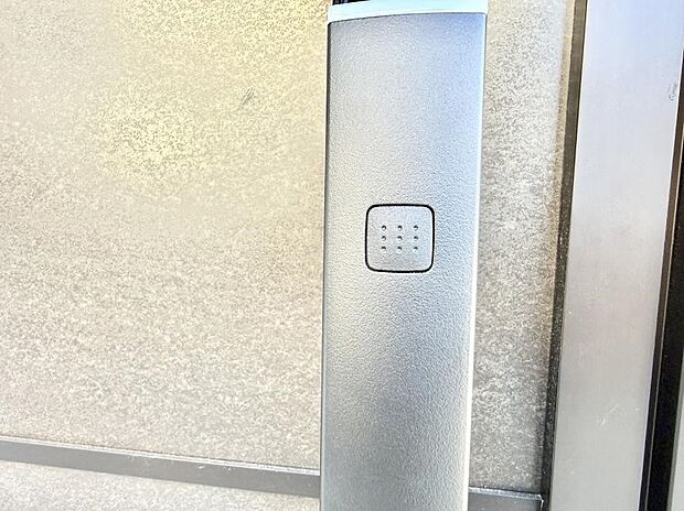 【スマートキー】■鍵を取り出さずに便利に操作できて快適