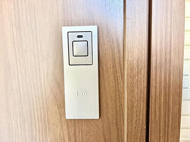 【スマートキー】■施錠・開錠らくらく  