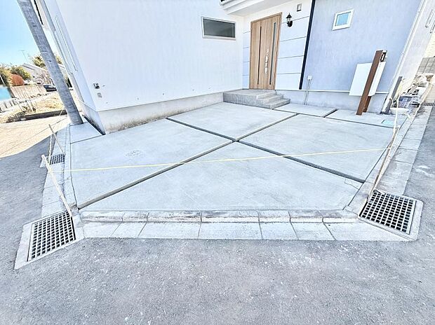 【駐車場】■自宅にカースペースがあると助かります