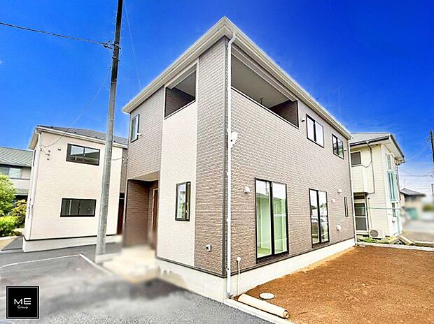 【現地外観写真】2号棟 ■暮らしを彩る充実した設備仕様が備わった住まい