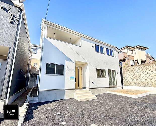 【現地外観写真】■家族みんなが笑顔で過ごせる、安心感のある住まい