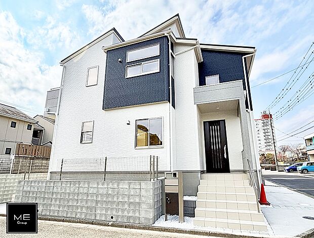 【現地外観写真】■暮らしを豊かにする充実した仕様設備で快適に