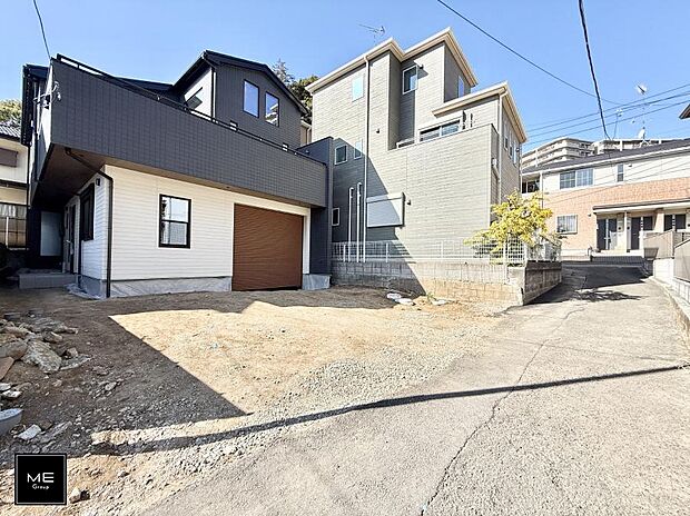 【前面道路含む現地写真】■家族の思い出が育つ住まいです