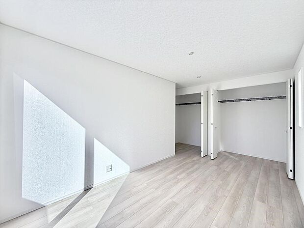 【子供部屋】広いクローゼット、収納は多い方が嬉しいですね！