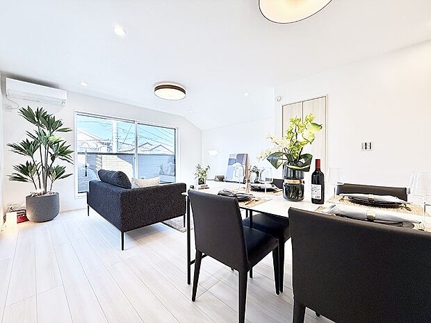 【ダイニング】■大切な人と過ごす、あたたかいひととき