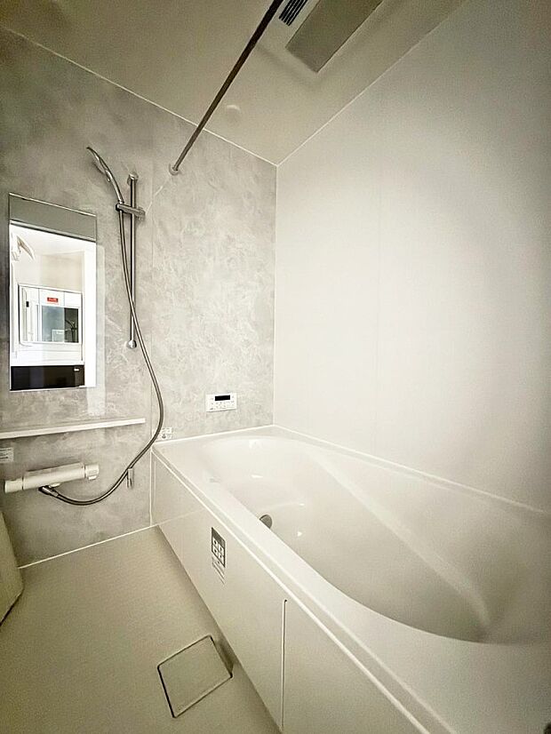 【浴室】■家族みんなが気持ちよく使える設計です