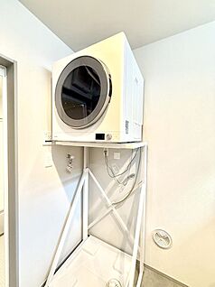 ガス衣類乾燥機