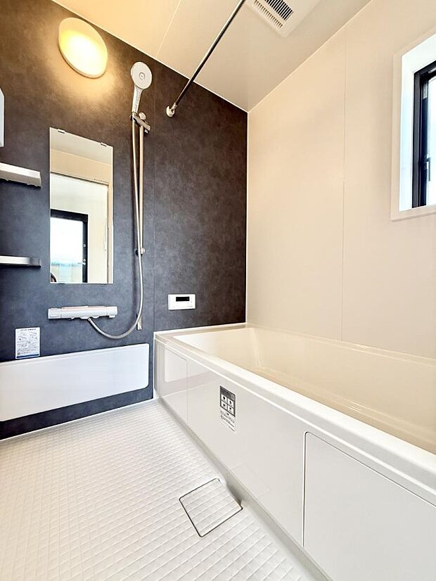 【浴室】■家族みんなが気持ちよく使える設計です