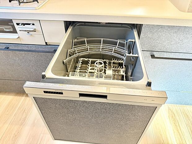 【食洗機】■手間なく洗浄!食器をピカピカに仕上げてくれます