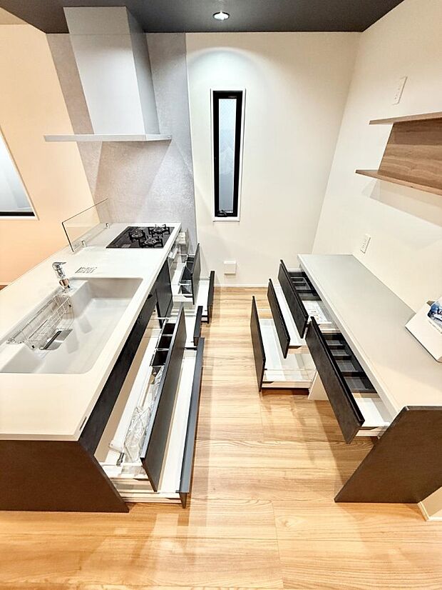 【キッチン】■料理がもっと楽しくなる、快適なキッチン空間