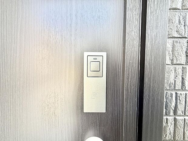 【スマートキー】■鍵を取り出さずに便利に操作できて快適