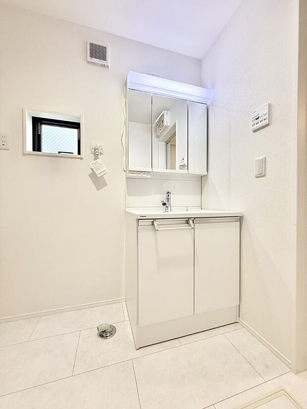 【洗面台・洗面所】■清潔感があり、気持ちよく使えます