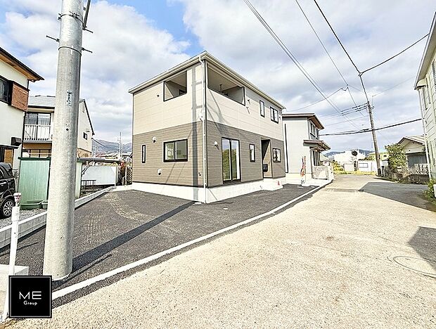 【前面道路含む現地写真】■この道を歩けば、毎日が少し特別になる