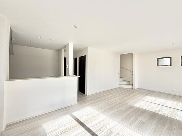 【リビング】■自然と会話が生まれる、心地よいひととき