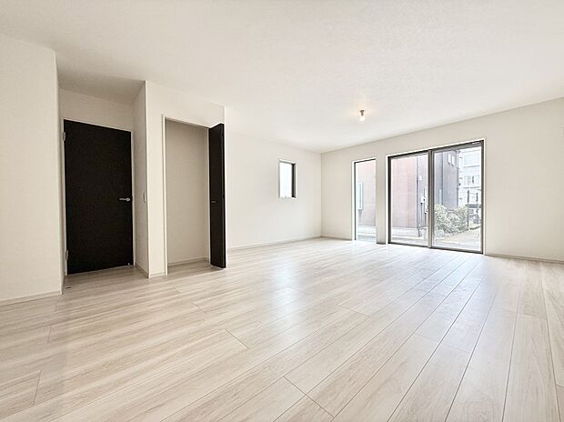 【ダイニング】■心落ち着く場所、ゆったり過ごせるリビング