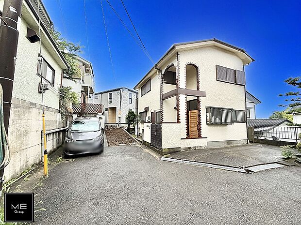 【前面道路含む現地写真】■優雅なラインが、毎日を引き立てます