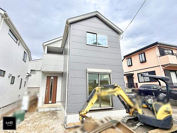 【現地外観写真】■暮らしを豊かにする充実した仕様設備で快適に