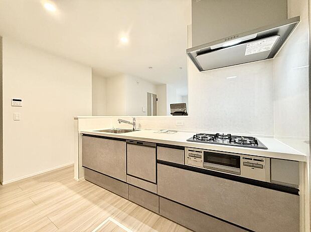 【キッチン】■美味しい時間が生まれる、笑顔あふれるキッチン