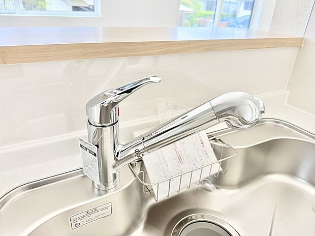 【浄水器】■不純物をしっかり除去して安心して飲めます