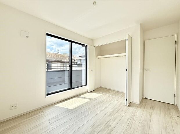 【寝室】自分だけのスペース　どんなお部屋にするかとっても楽しみですね  