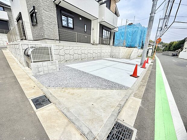 【駐車場】3号棟 ■カースペース有