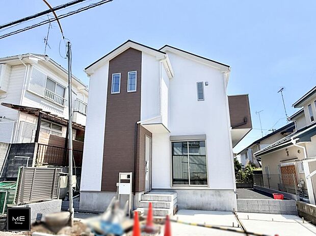 【現地外観写真】1号棟 ■家族みんなが笑顔で過ごせる、安心感のある住まい