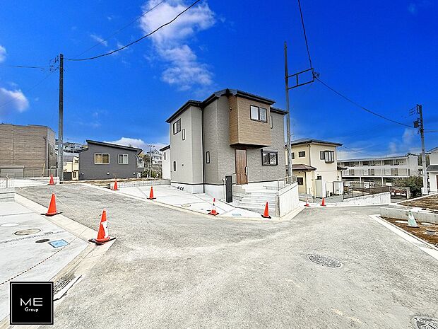 【前面道路含む現地写真】■新しい住まい、街の新しい風景