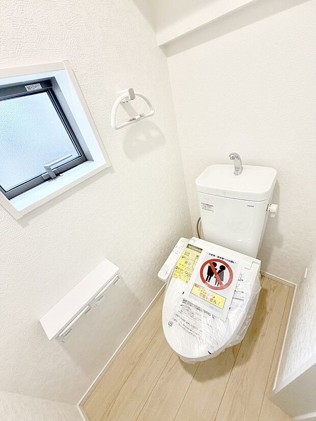 【トイレ】1号棟  ■毎日使う場所だからこそ、清潔感溢れる空間